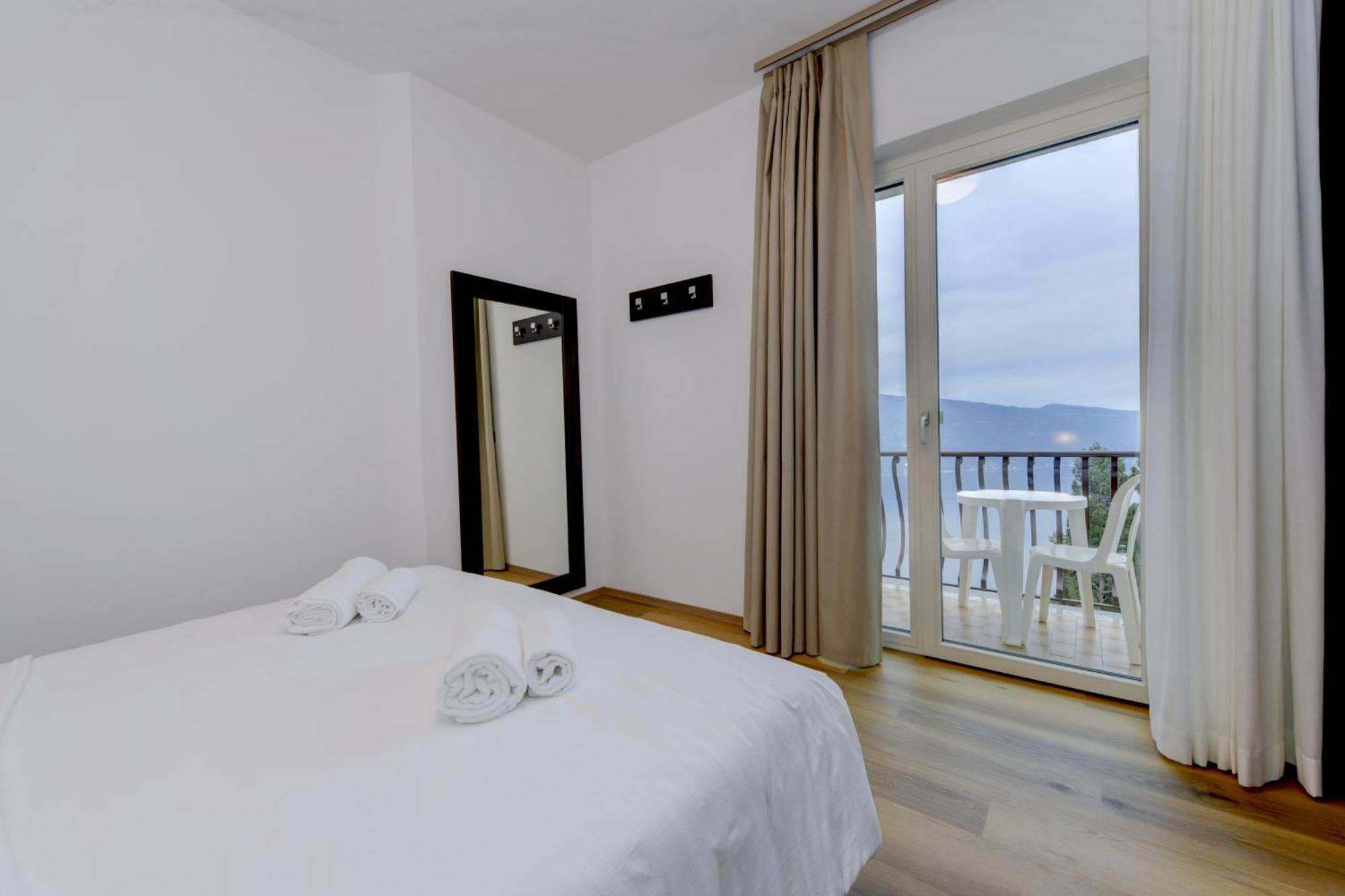 Hotel Bellavista Tignale Buitenkant foto