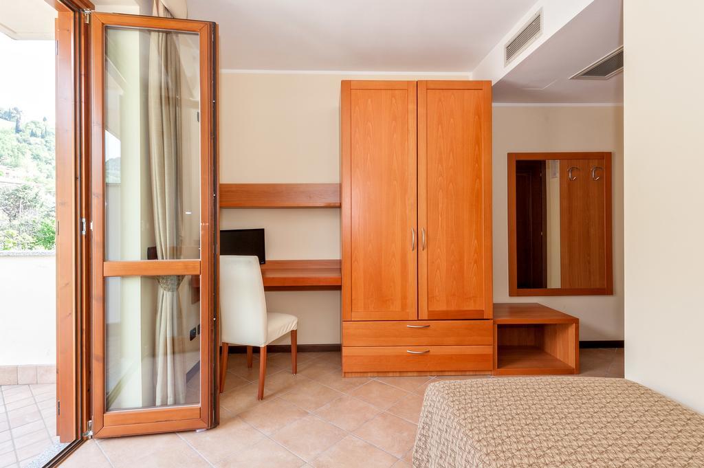 Hotel Bellavista Tignale Buitenkant foto