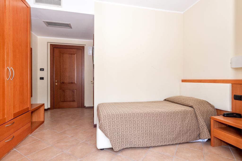 Hotel Bellavista Tignale Buitenkant foto